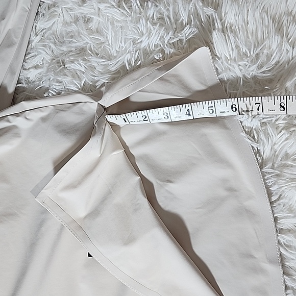 Nike 24.7 Dri Fit Oversized Button Down Shirt - Picture 8 of 12